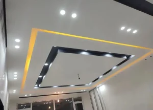 Akustikdecke Büro Hamburg : 5 Lösungen gegen Lärm & Hall (Expertentipps) In den geschäftigen Bürovierteln der Hansestadt, von der HafenCity bis nach Altona, ist Konzentration ein rares Gut. Lärm ist einer der größten Störfaktoren im Arbeitsalltag. Unternehmen, die nach einer Akustikdecke Büro Hamburg suchen, wissen: Eine schlechte Raumakustik kostet Geld, da sie die Produktivität senkt. Az Bau (azarm bau) bietet Ihnen spezialisierte Lösungen, um den Lärmpegel zu senken und die Sprachverständlichkeit zu optimieren. Wir setzen dabei auf hochwertige Materialien, wie original Knauf-Systeme, um für Ihr Unternehmen das beste Ergebnis zu erzielen.